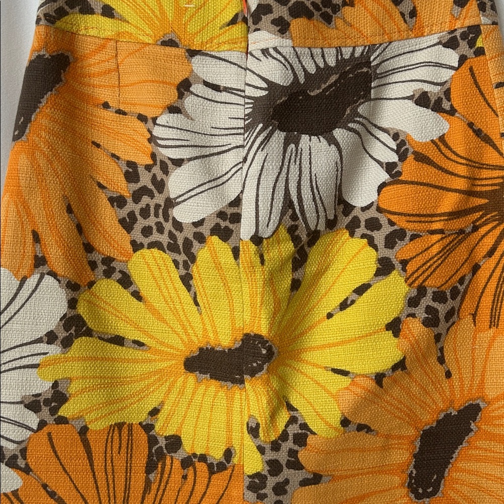 Dolce & Gabbana Auth Vibrant Yellow/Orange Floral Mini Skirt **Size 38/US 2** 🌻🌻 - Picture 4 of 6
